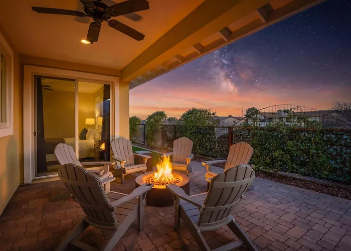 Kindra Heights - A Modern Valley Wine Retreat Holiday home