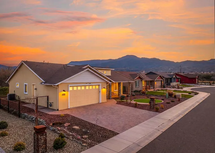 Kindra Heights - A Modern Valley Wine Retreat Holiday home Cottonwood