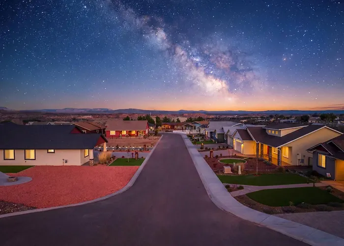 Kindra Heights - A Modern Valley Wine Retreat