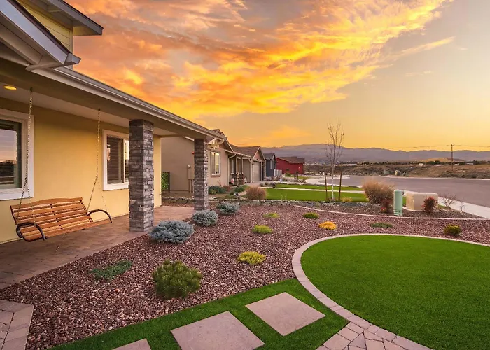 Kindra Heights - A Modern Valley Wine Retreat Holiday home *