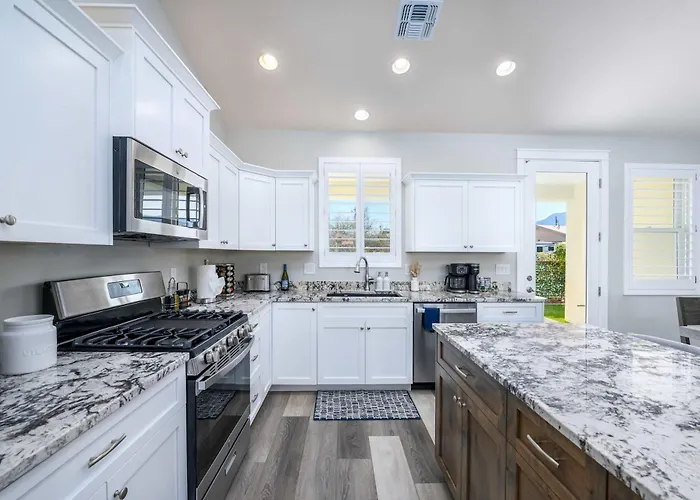 Kindra Heights - A Modern Valley Wine Retreat Holiday home