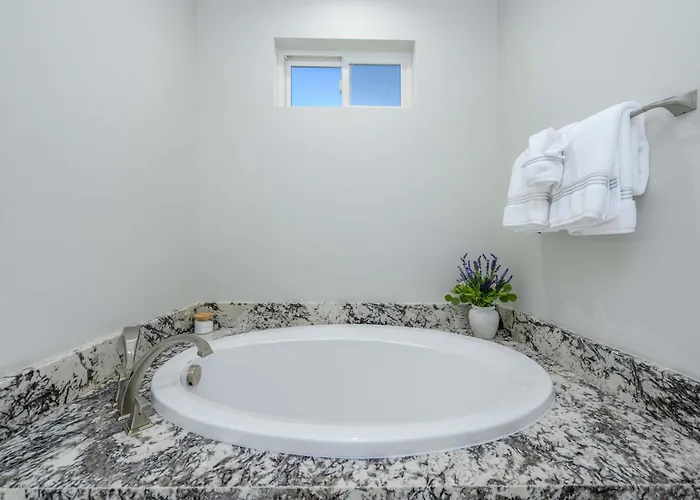 Holiday home Kindra Heights - A Modern Valley Wine Retreat Cottonwood